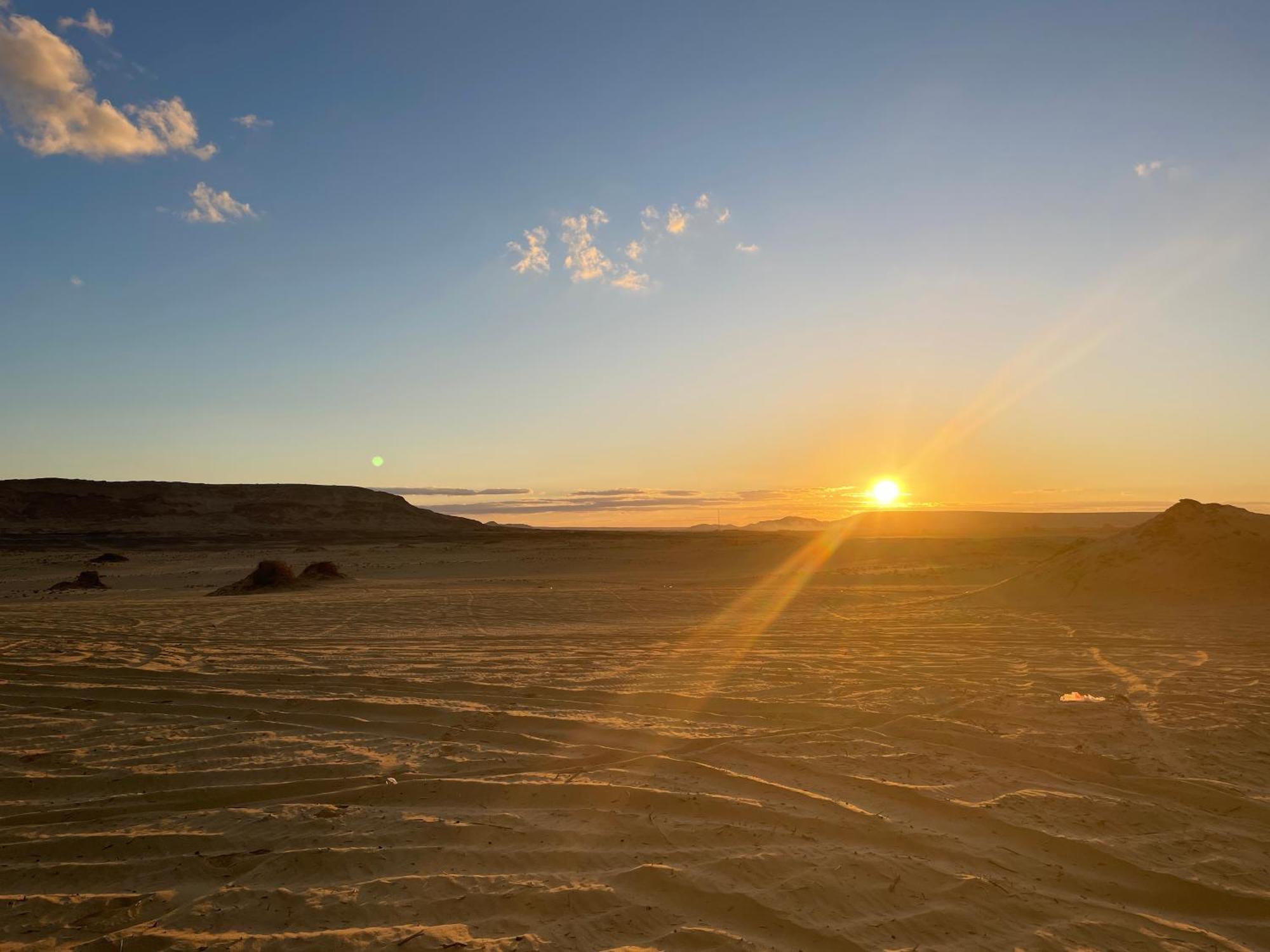 Готель Ahmed Safari Camp Bawiti Екстер'єр фото